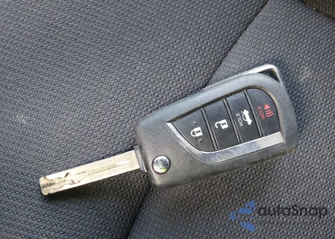 2021 Toyota Corolla Le from USA, damaged, VIN 5YFEPMAE7MP270129